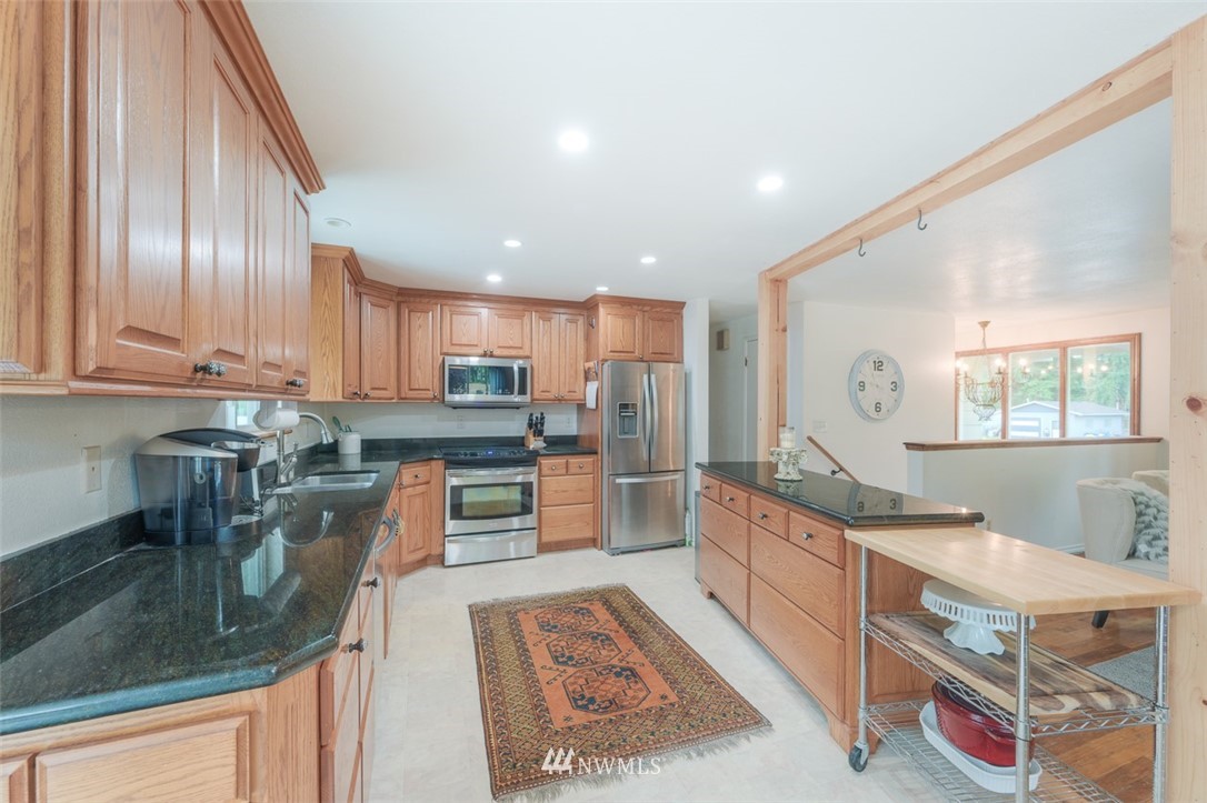 16718 51st Avenue Southeast Bothell, WA 98012 - Photo 7 of 23