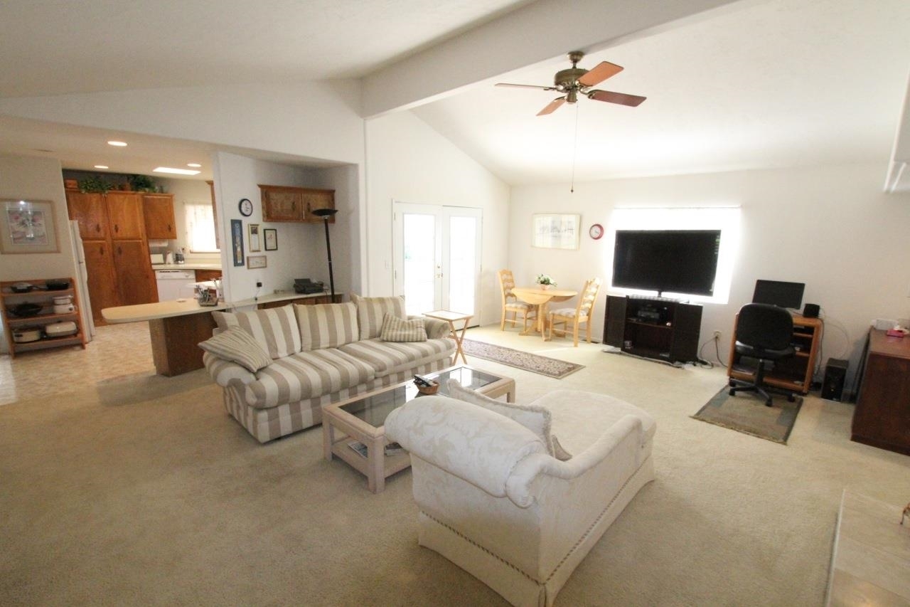 2290 Morgan Road Carlsbad, CA 92008 - Photo 7 of 24 Gallery Image 7