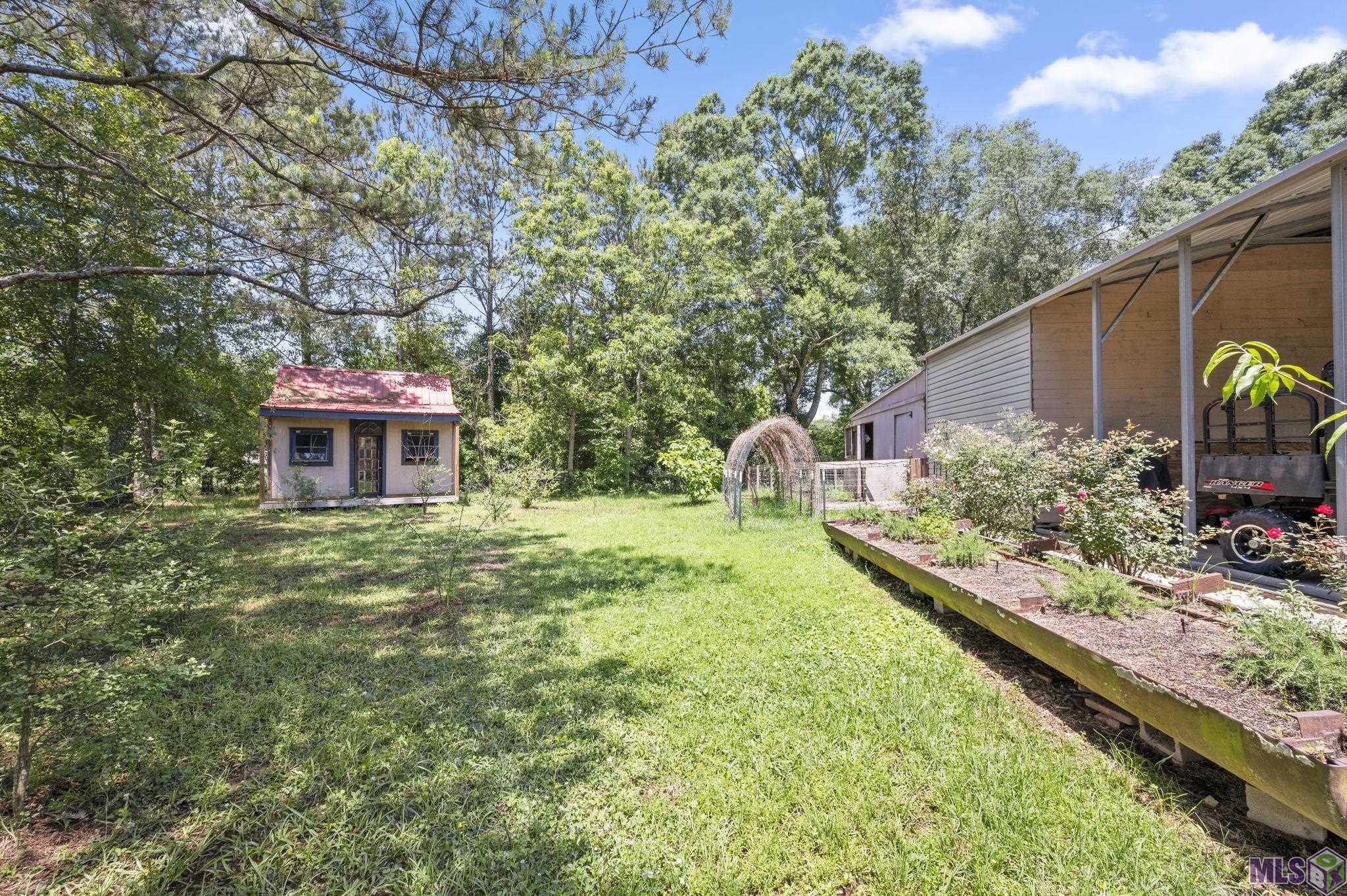 18003 Faller Road Tickfaw, LA 70466 - Photo 22 of 34 Greenhouse