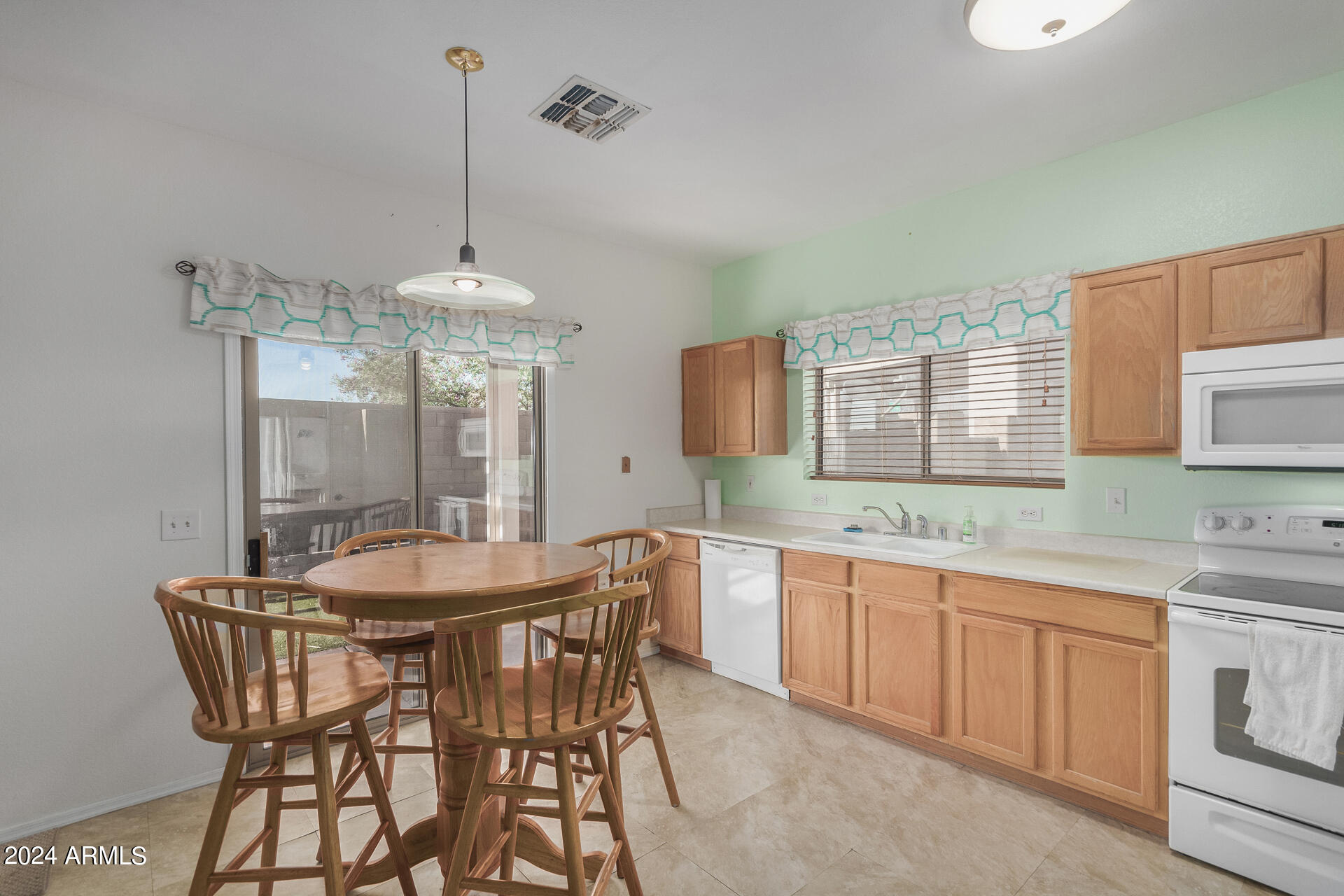 3235 South Bowman Road Apache Junction, AZ 85119 - Photo 11 of 31 0011-11 - Bowman