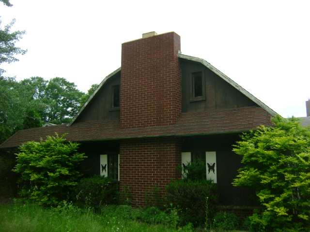 4670 Fisher Road Jeddo, MI 48032 - Photo 4 of 8 31015401-3.JPG