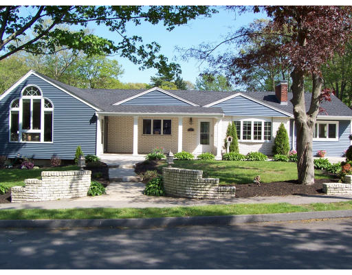 29 Cranmore Road Braintree, MA 02184 - Photo 1 of 22 Gallery Image 1