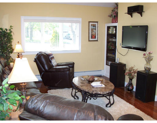 29 Cranmore Road Braintree, MA 02184 - Photo 8 of 22 Gallery Image 8