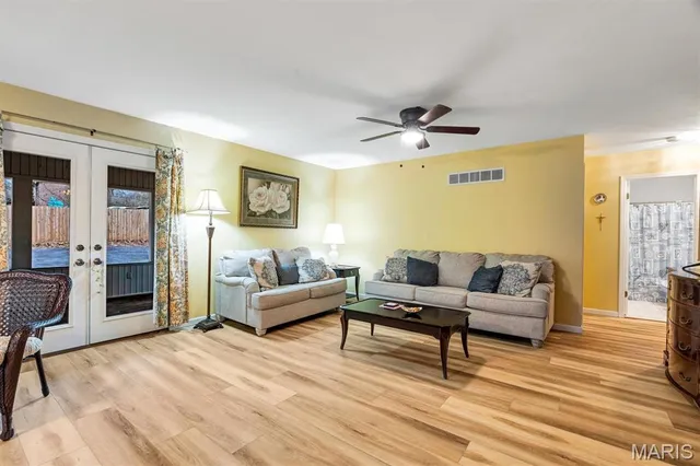 $289,000 | 1031 Forder Square Drive, St. Louis, MO 63129