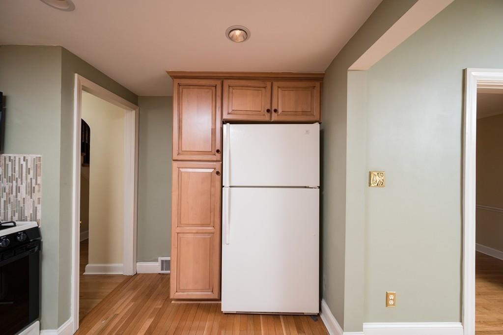 25 Governor Andrew Road Hingham, MA 02043 - Photo 9 of 28 Gallery Image 9