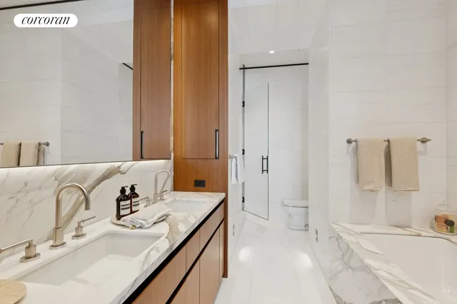 $3,495,000 | 15 East 30th Street, Unit 22C | NoMad