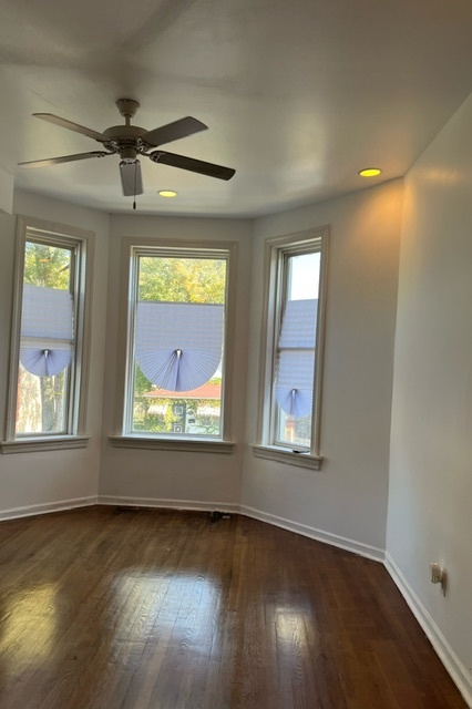 6530 South Rhodes Avenue Chicago, IL 60637 - Photo 2 of 12 Gallery Image 2