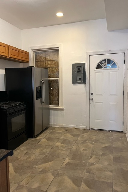 6530 South Rhodes Avenue Chicago, IL 60637 - Photo 6 of 12 Gallery Image 6