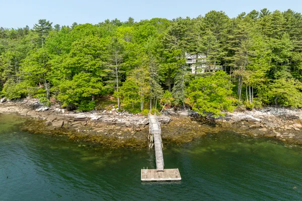 $1,495,000 | 31 Viking Way, Bristol, ME 04564