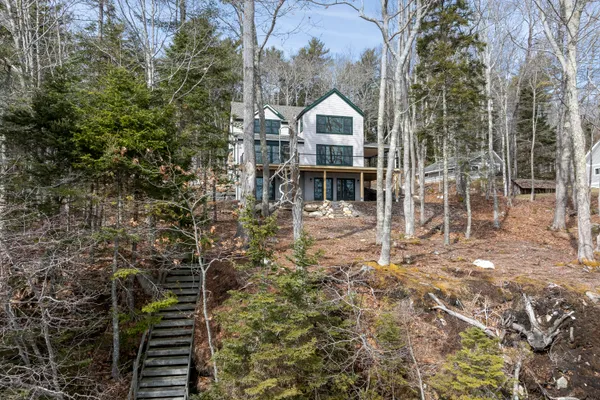 $1,495,000 | 31 Viking Way, Bristol, ME 04564