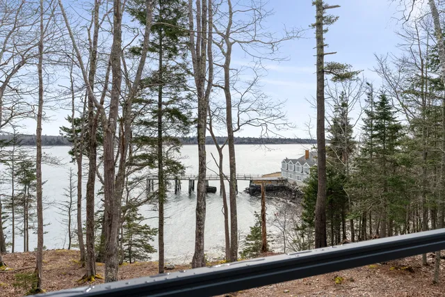 $1,495,000 | 31 Viking Way, Bristol, ME 04564