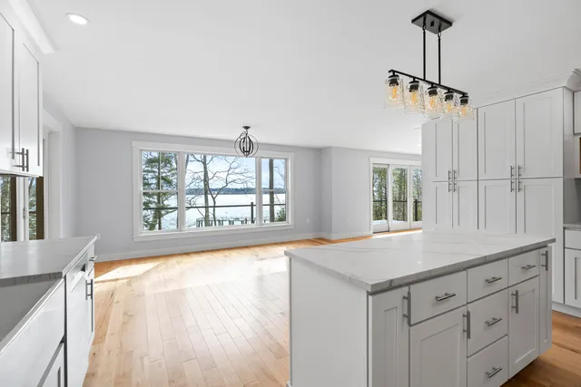 $1,495,000 | 31 Viking Way, Bristol, ME 04564