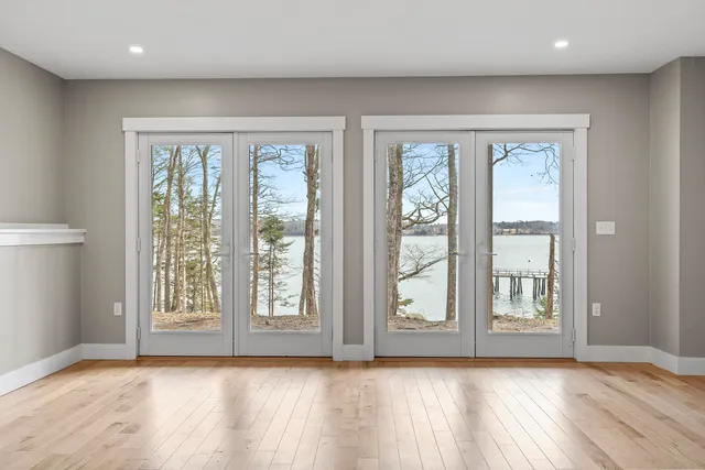 $1,495,000 | 31 Viking Way, Bristol, ME 04564