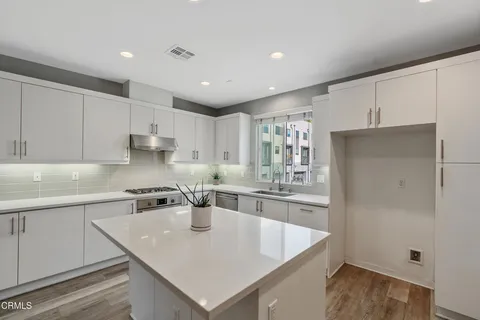 $999,999 | 1553 Verbena Way, Los Angeles, CA 90041