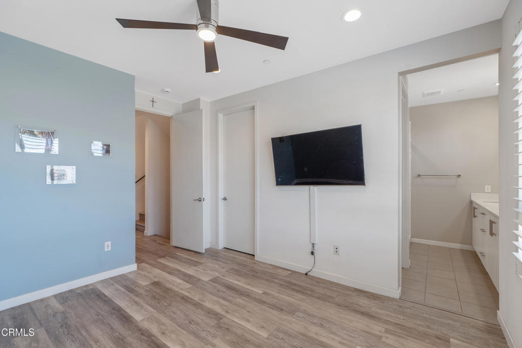1553 Verbena Way Los Angeles, CA 90041 - Photo 19 of 31 a view of a livingroom with a flat screen tv