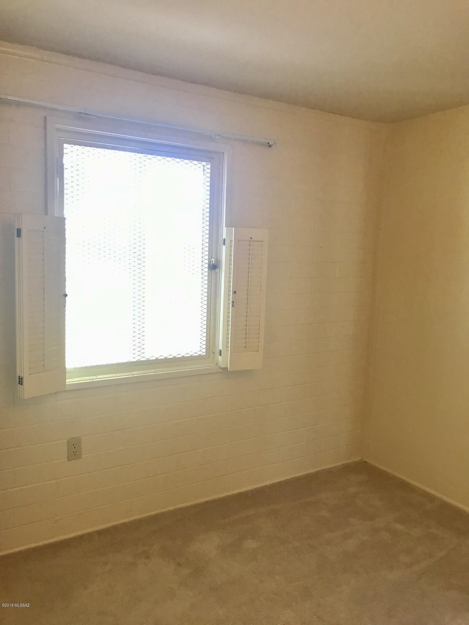 372 North Silverbell Road Tucson, AZ 85745 - Photo 19 of 28 Gallery Image 19