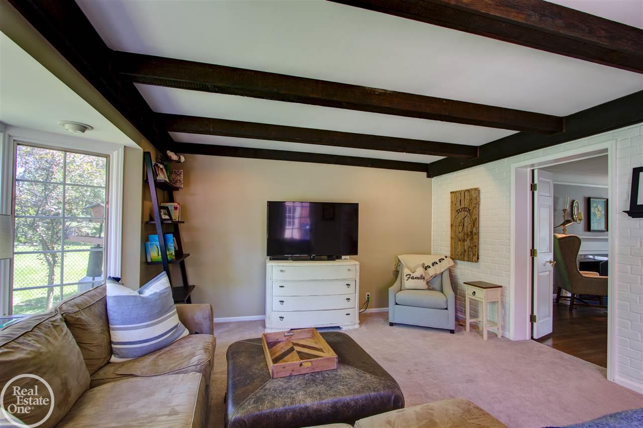 1130 South Oxford Road Grosse Pointe Woods, MI 48236 - Photo 30 of 48