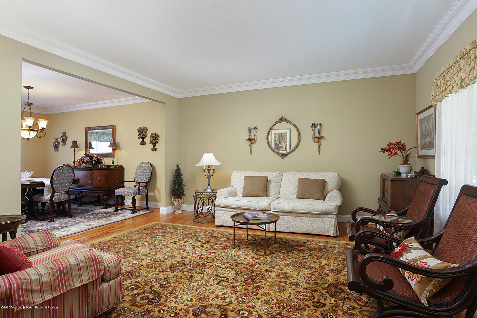653 Locust Point Road Atlantic Highlands, NJ 07716 - Photo 32 of 57 Living Room