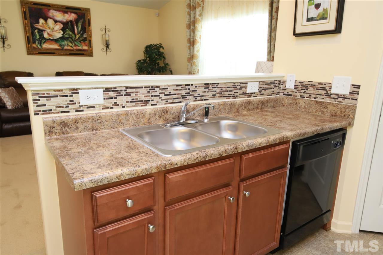2733 Manthorp Terrace Raleigh, NC 27610 - Photo 20 of 29