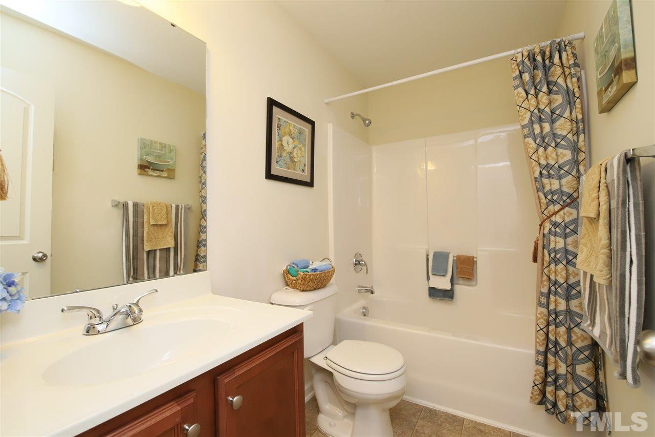 2733 Manthorp Terrace Raleigh, NC 27610 - Photo 27 of 29