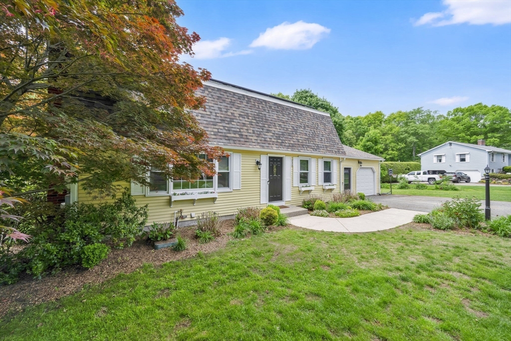 51 Lantern Lane West Springfield, MA 01089 - Photo 42 of 42