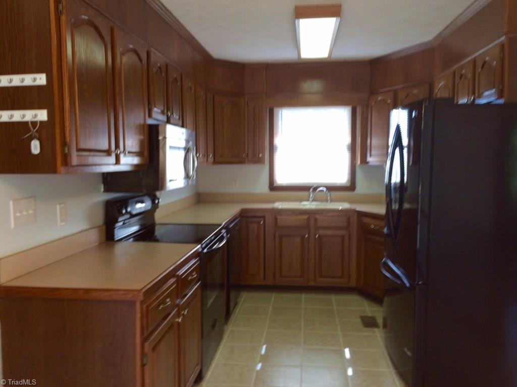 945 Baltimore Road Advance, NC 27006 - Photo 10 of 18 Gallery Image 10