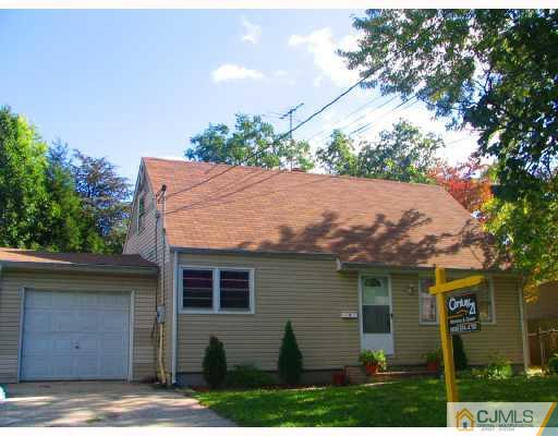 9 Wilcox Road New Brunswick, NJ 08901 - Photo 1 of 5 Gallery Image 1