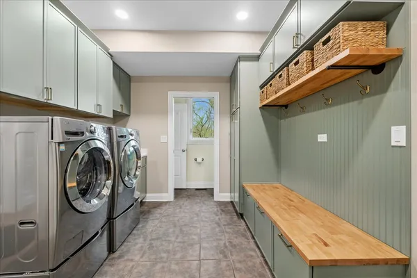 $780,000 | 1601 Anthony Lane, McHenry, IL 60051