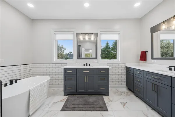 $780,000 | 1601 Anthony Lane, McHenry, IL 60051