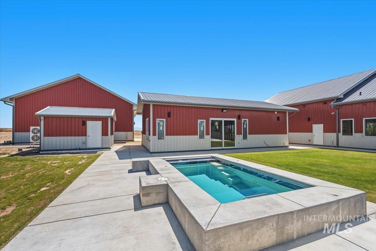 21692 Market Road Parma, ID 83660 - Photo 4 of 50