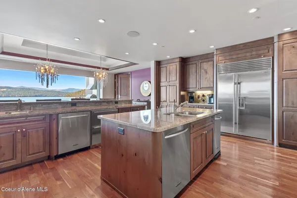 $5,500,000 | 1031 South Island Green Drive, Coeur D'Alene, ID 83814