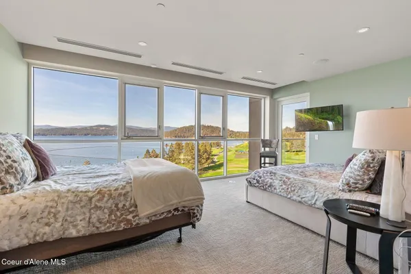 $5,500,000 | 1031 South Island Green Drive, Coeur D'Alene, ID 83814