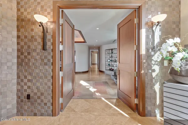 $5,500,000 | 1031 South Island Green Drive, Coeur D'Alene, ID 83814