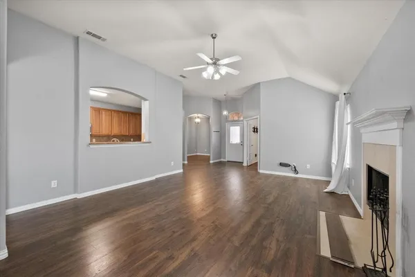 $2,600 | 234 A Lawson Farms Drive, Midlothian, TX 76065