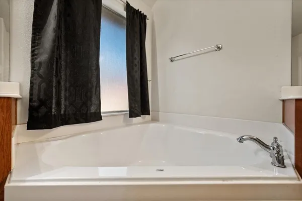 $2,600 | 234 A Lawson Farms Drive, Midlothian, TX 76065