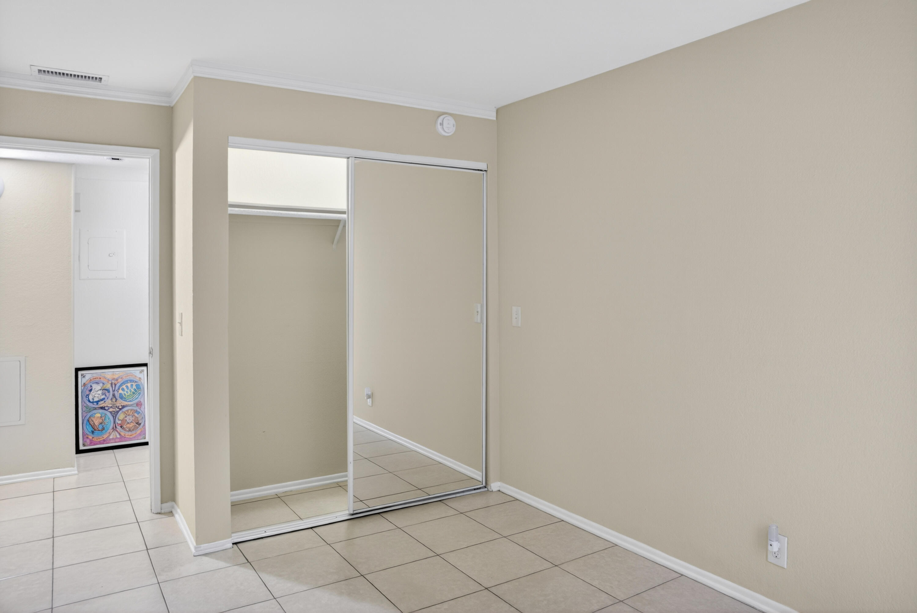 521 West Montecito Street, Unit 1 Santa Barbara, CA 93101 - Photo 20 of 36 a view of an empty room