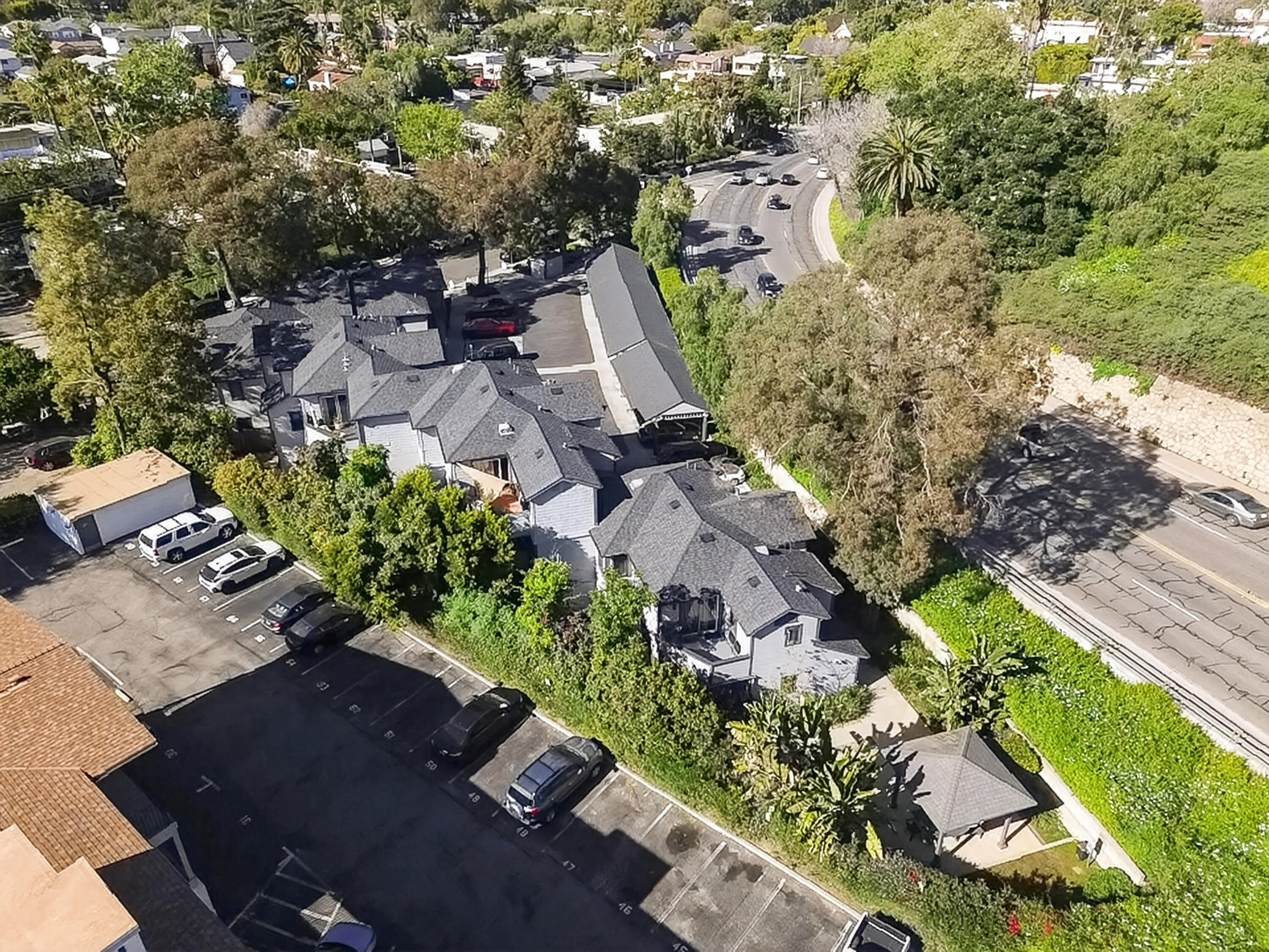 521 West Montecito Street, Unit 1 Santa Barbara, CA 93101 - Photo 34 of 36 an aerial view of a house with a yard