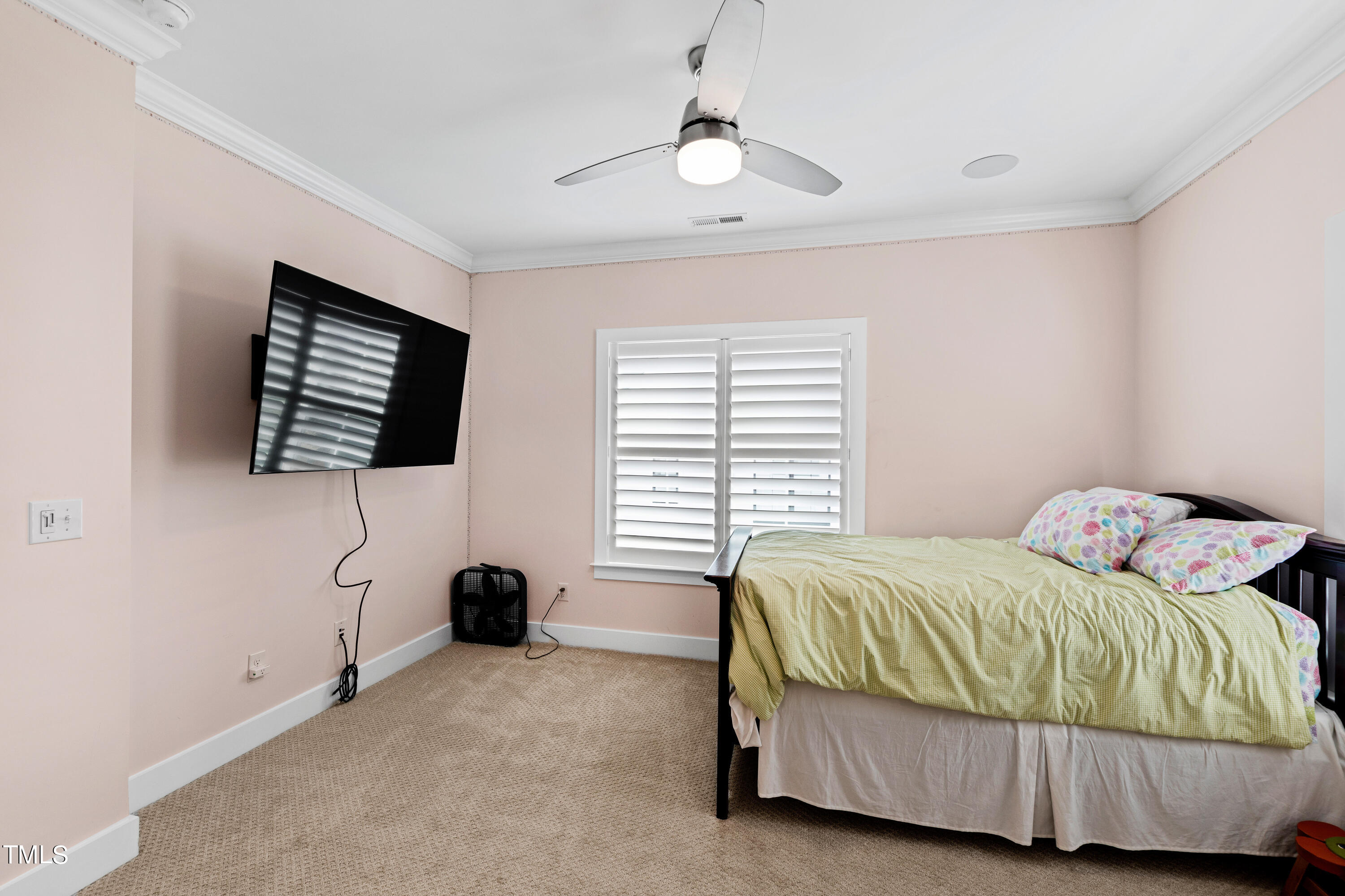 1610 Draper View Loop, Unit 106 Raleigh, NC 27608 - Photo 20 of 36 Bedroom 2