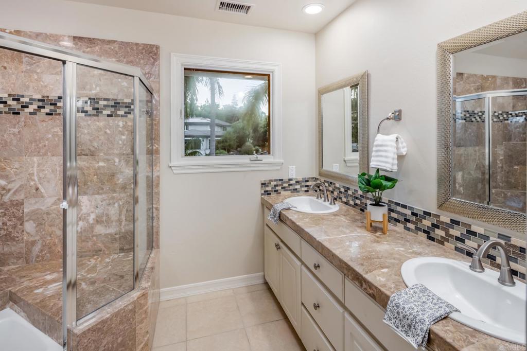753 Jacquelene Court Encinitas, CA 92024 - Photo 28 of 40 Second floor bathroom