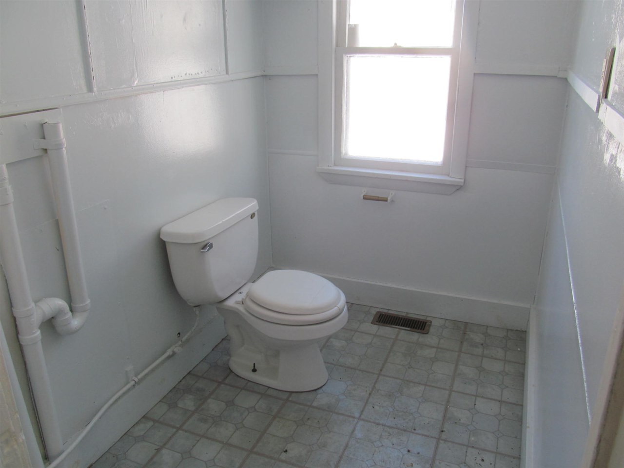 89 Library Avenue Rutland, VT 05701 - Photo 30 of 40