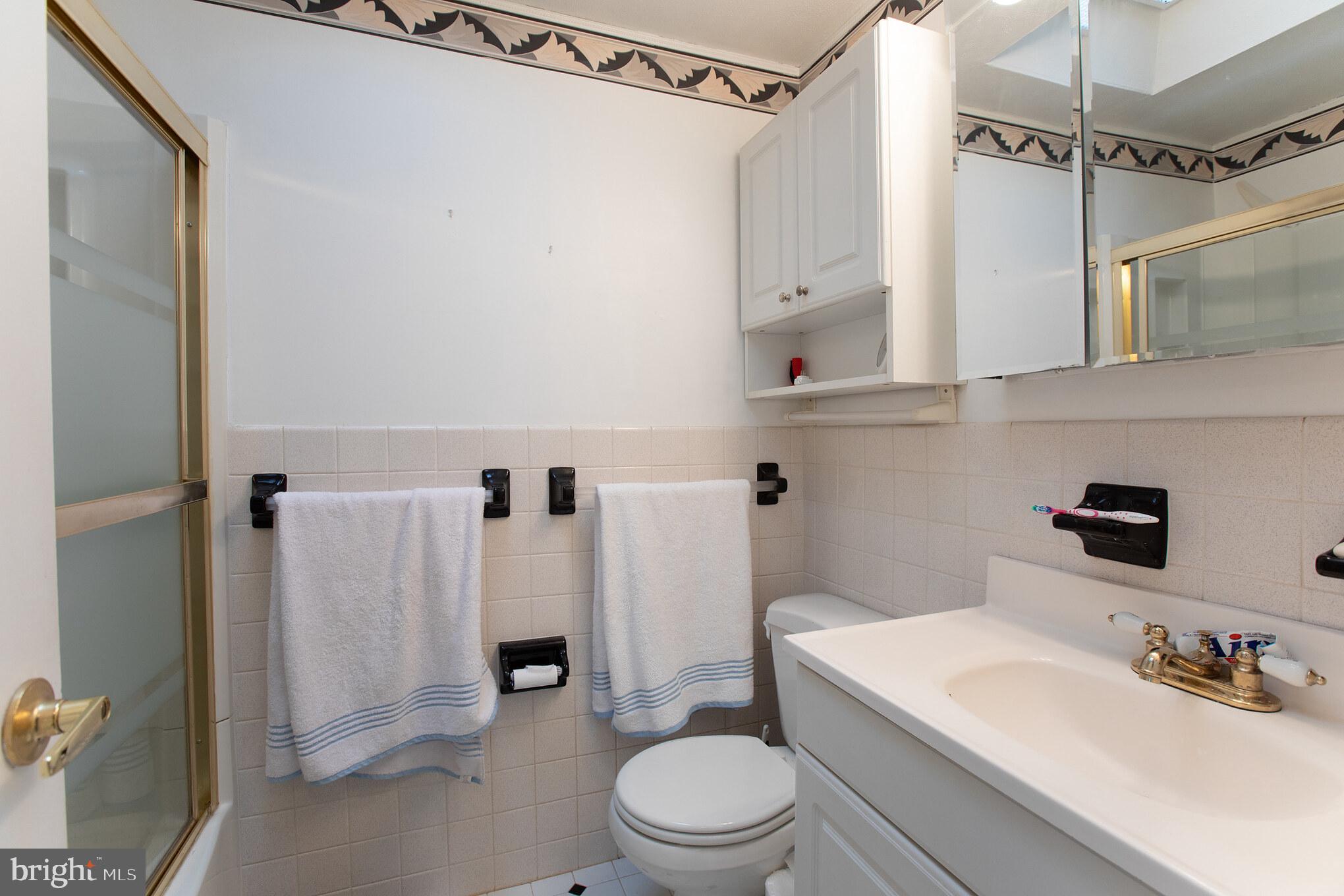12825 Cabell Road Philadelphia, PA 19154 - Photo 21 of 30