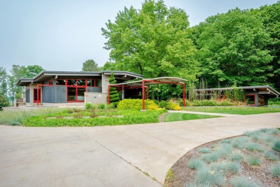 6465 Riverside Road Fennville, MI 49408 - Photo 1 of 52 1