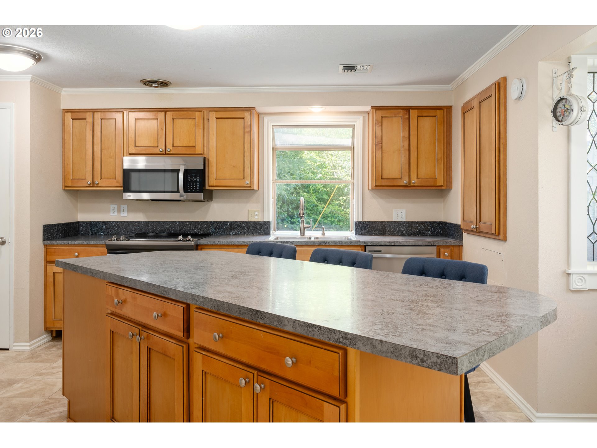 41536 McKenzie Highway Springfield, OR 97478 - Photo 12 of 48