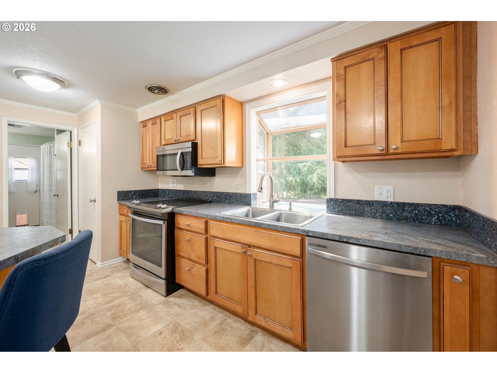 41536 McKenzie Highway Springfield, OR 97478 - Photo 14 of 48