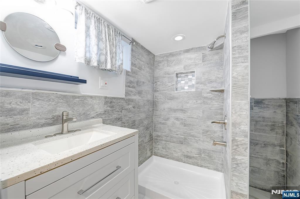 146 Spring Street Orange, NJ 07050 - Photo 15 of 23