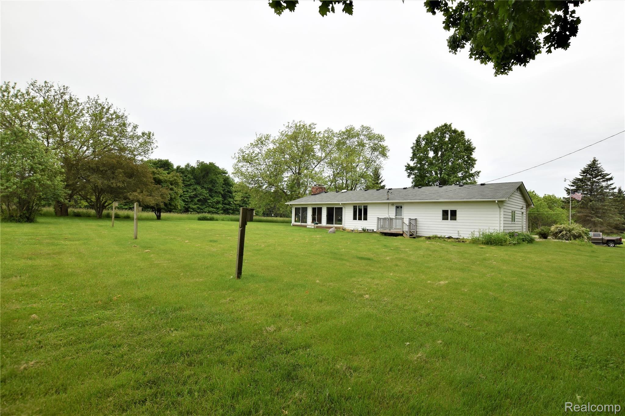 8518 North Vassar Road Mount Morris, MI 48458 - Photo 22 of 23 DSC_0178 (2).JPG
