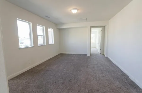 $725,000 | 2051 Sierra Avenue, Clovis, CA 93611