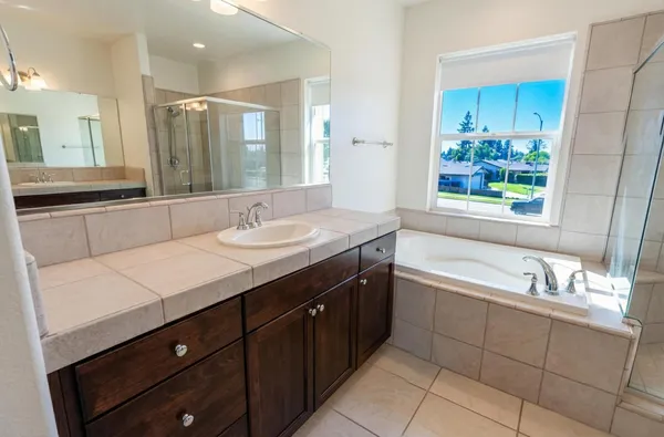 $725,000 | 2051 Sierra Avenue, Clovis, CA 93611