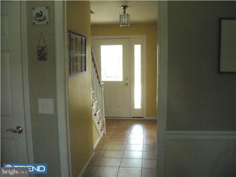 10 Chadd Road Newark, DE 19711 - Photo 7 of 10 Foyer