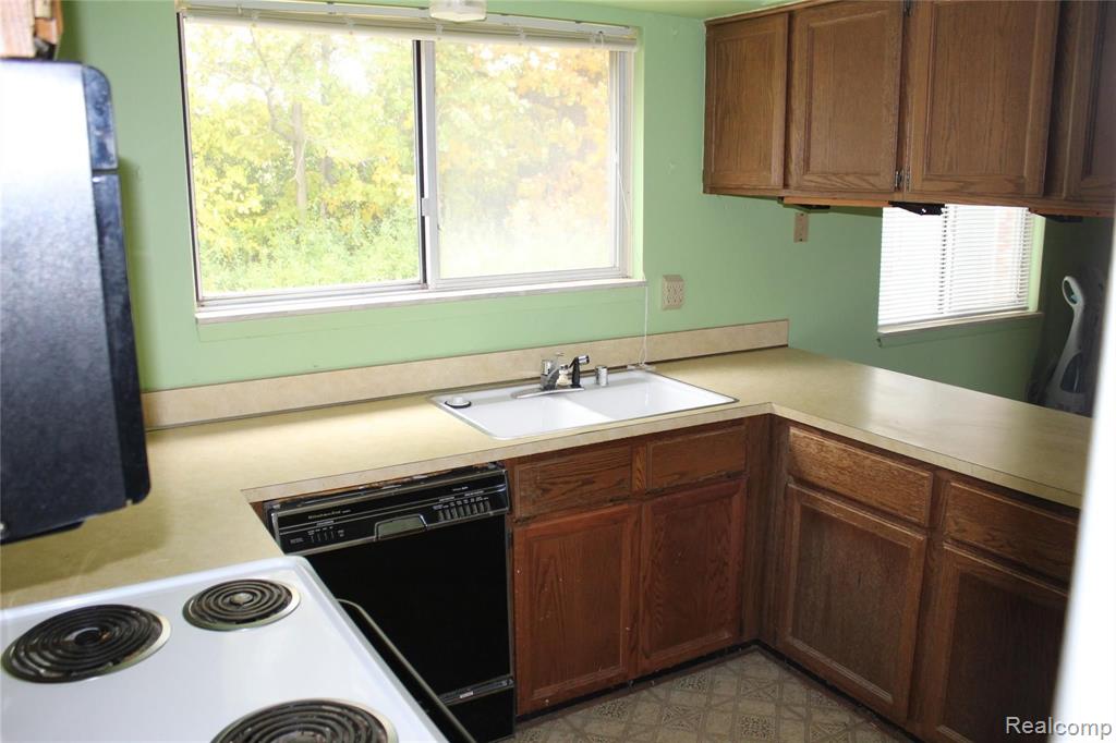 8167 Sandpiper Street Canton, MI 48187 - Photo 17 of 20